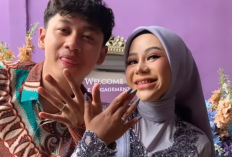Potret Hari Tunangan Cimoy Montok dan Pacarnya, Makin Glowing dan Pakai Hijab Tertutup